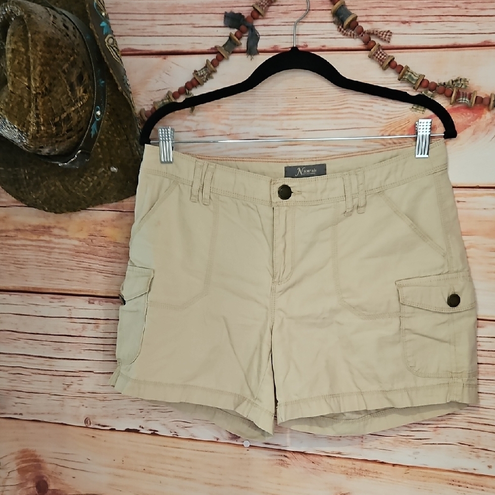 EUC "Naturals" Tan Cargo Shorts! Size 6